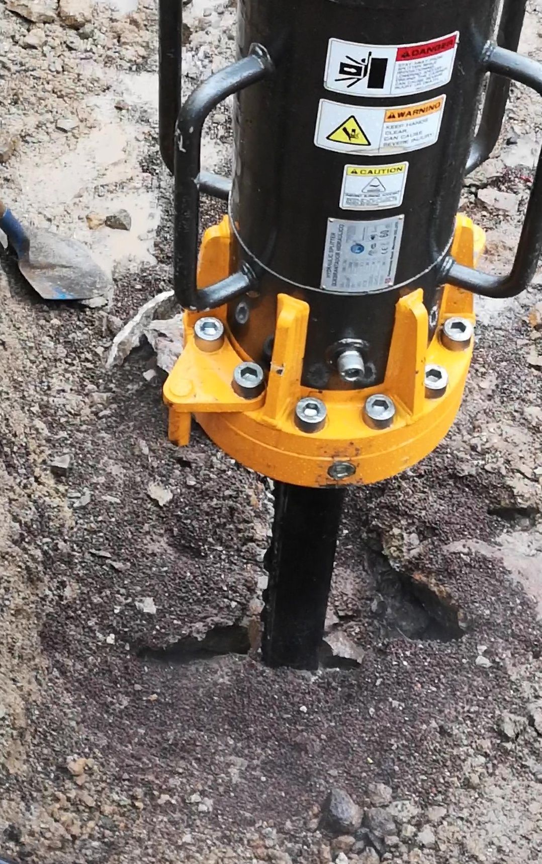 Éclateur de roche Rock Splitter HRB