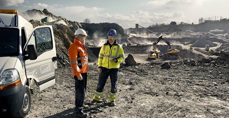 Pelle sur pneus Volvo EWR150E adaptée aux travaux dans les zones confinées
