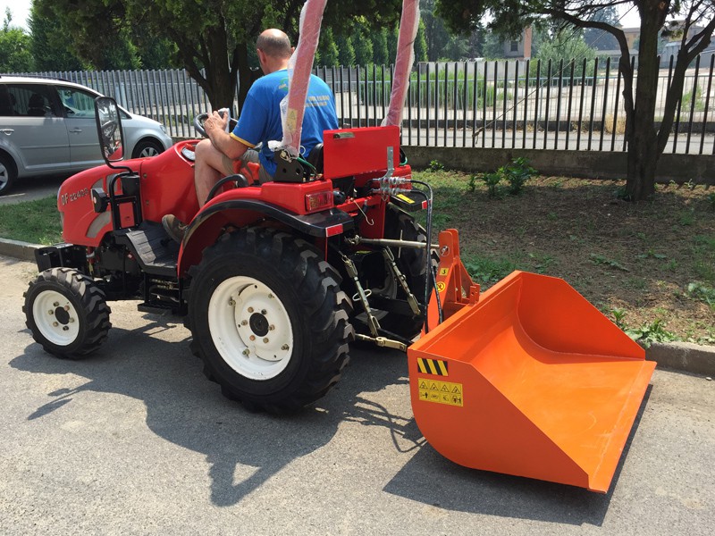 Godet à basculement hydraulique pri-140-u_6