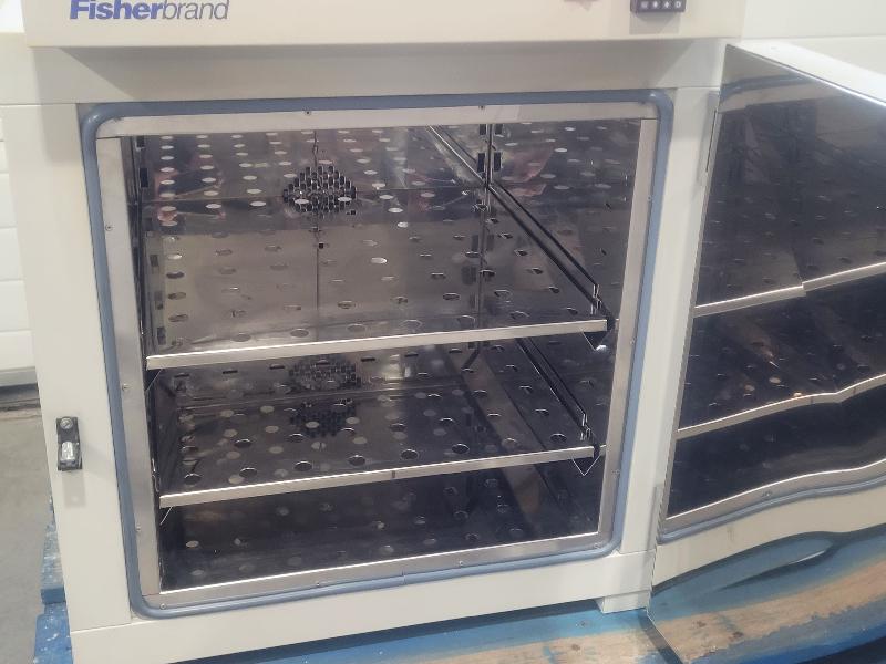 Etuve / incubateur universel FISHER SCIENTIFIC AU125 / 200 °C / 125 Litres_6