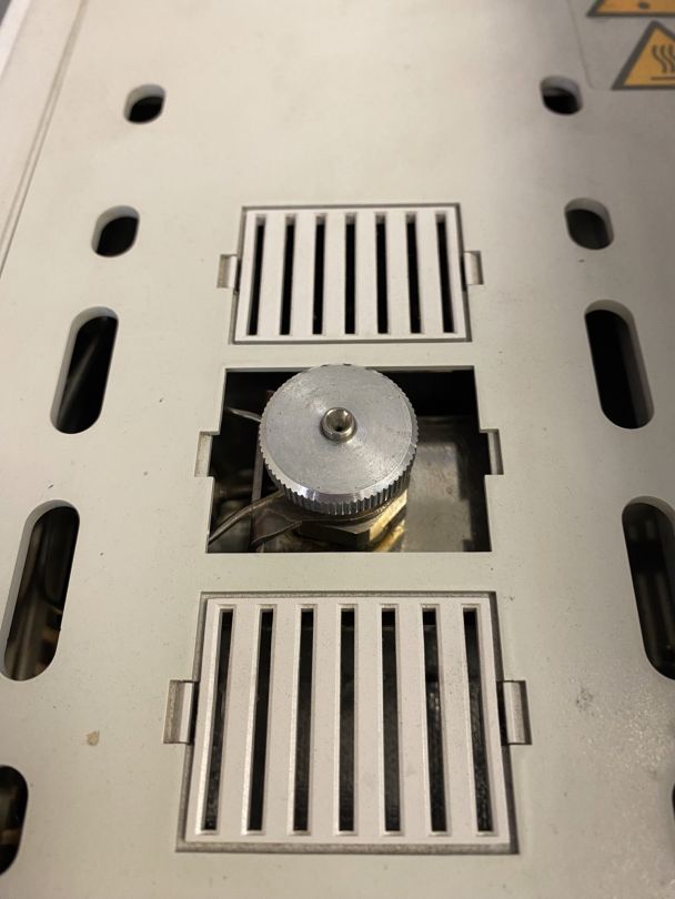 Chromatographe gazeux Shimadzu d'occasion GCMS-QP2010S pour laboratoires spécialisés