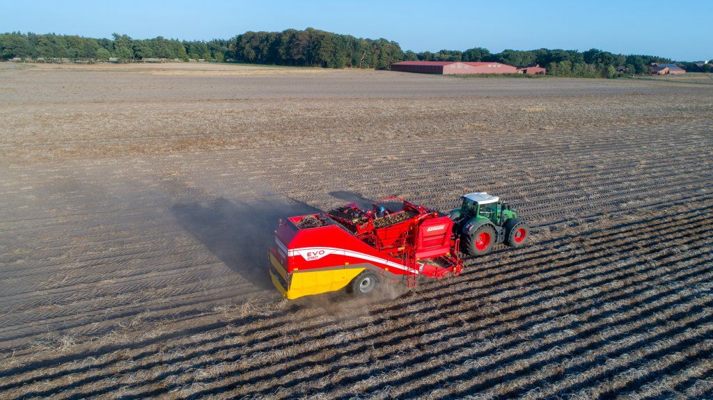 Arracheuse EVO 280 - 2 rangs - Grimme France - Largeur 3000 mm - Trémie 8000 kg - Traitement doux et rendement élevé_6