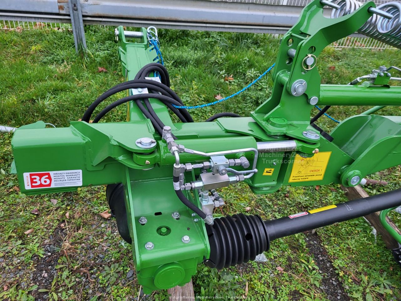 Faucheuse andaineuse - Largeur de coupe 3,40 m - PRONAR PDT 340 - Neuf - Garantie 3 ans_6
