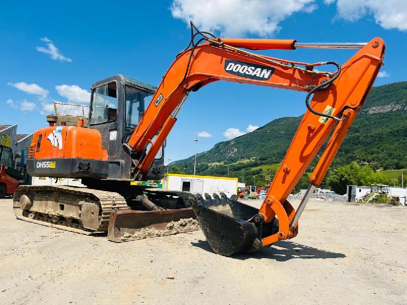 DOOSAN mini pelle 5t dh55_6