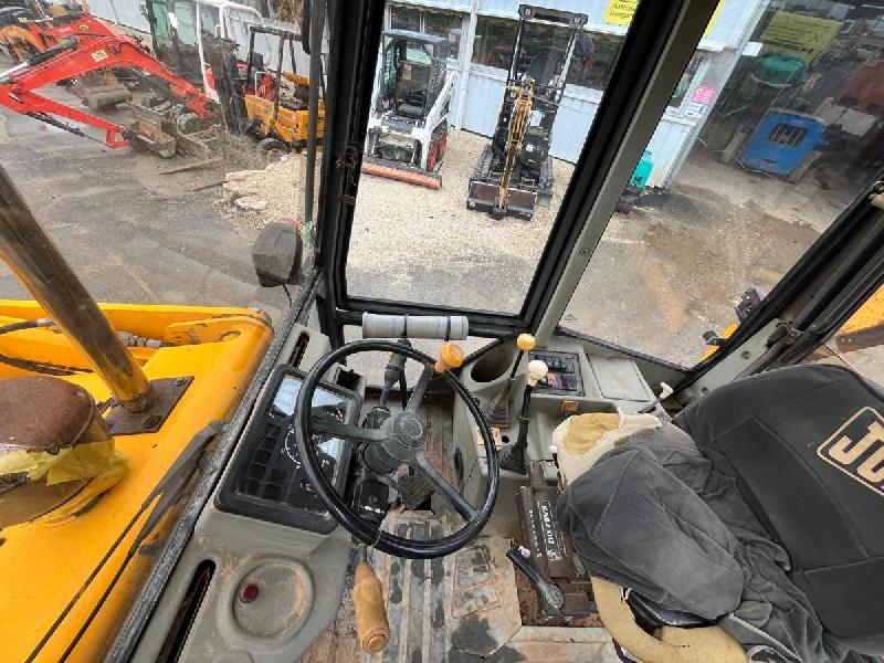 JCB tractopelle 2cx 5.2t (net de tva)_6