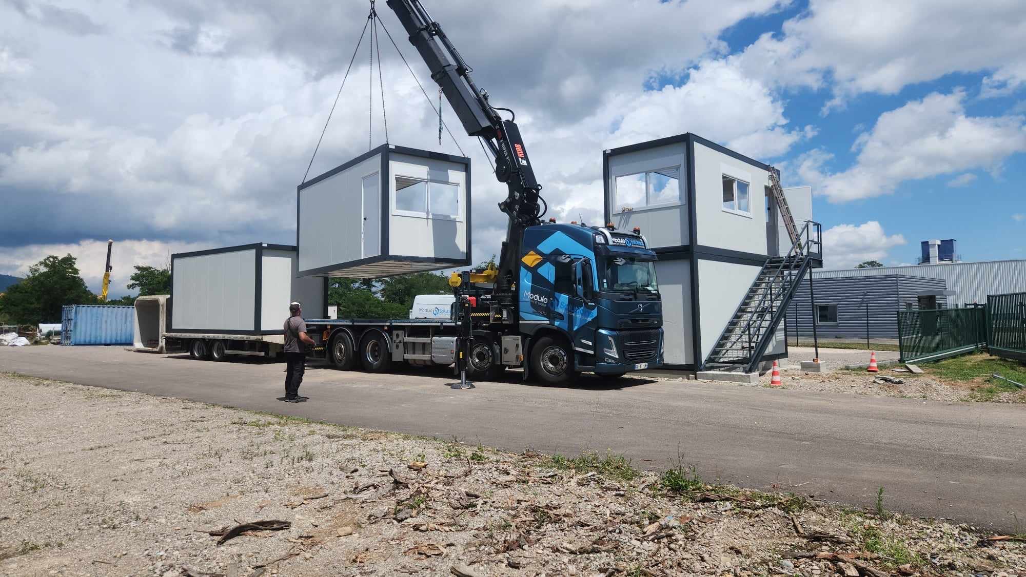 Bungalow de chantier  juxtaposable et  superposable - disponible en vente et en location - MODULO SOLUTIONS_6
