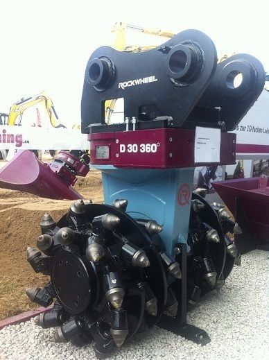 Fraises hydrauliques pour pelle de 8-38 tonnes - Rockwheel Série D_0