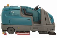 Balayeuse-laveuse autoportée alimentée par batterie M17 Tennant - nettoyage efficace et sécurité optimale_6