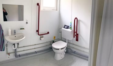 Conteneur sanitaire WC 10' - Hygiéniques, propres et fiables - Différentes tailles et équipements - Containex_6