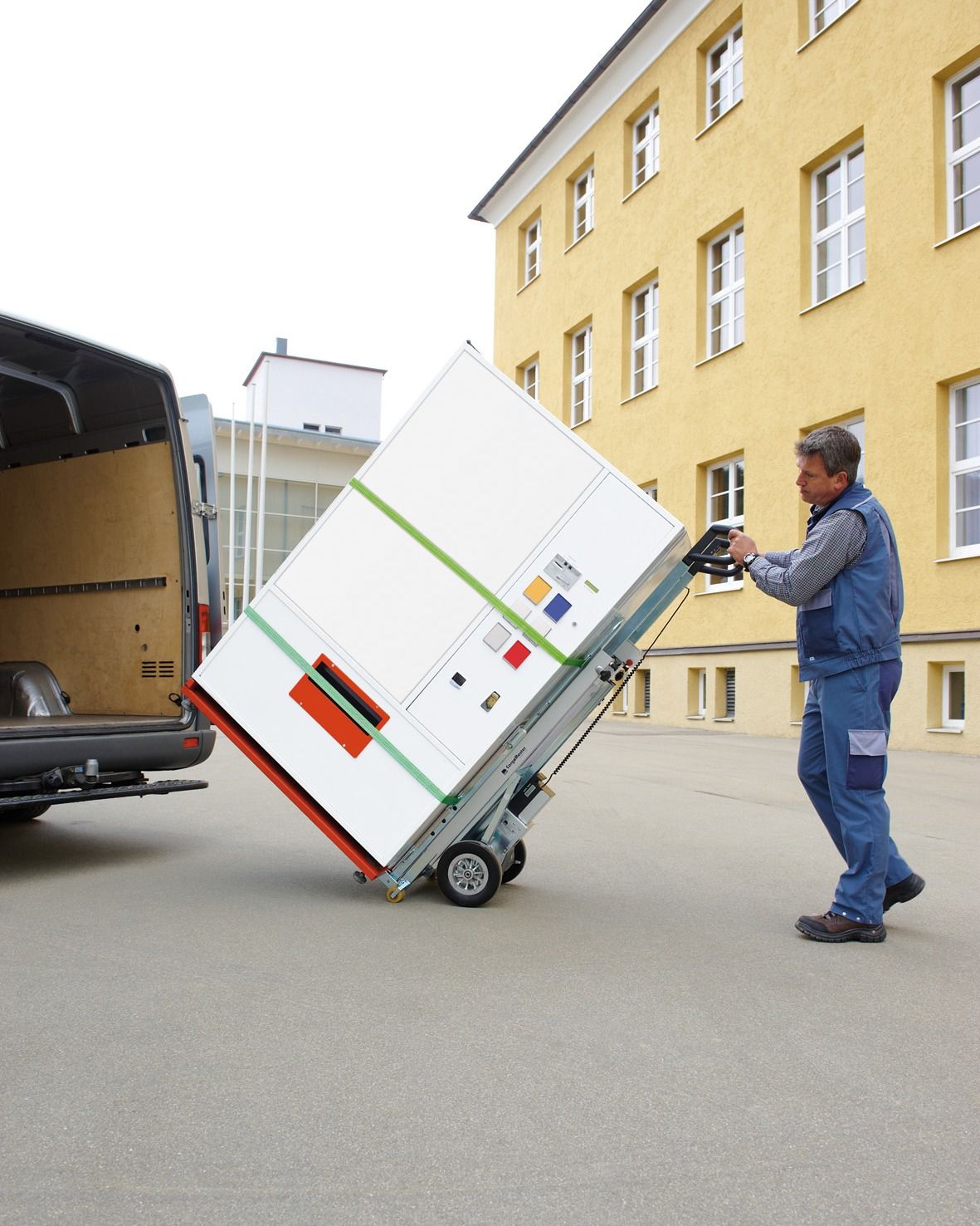 Diable électrique monte escalier 400 kg - CargoMaster C 400 - AAT avec élévateur intégré_7