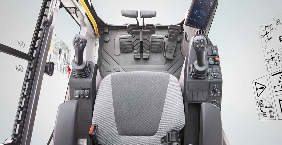 EC300E GRANDES PELLES HYDRAULIQUES SUR CHENILLES VOLVO 29 300 - 32 700 KG /  180 KW_6