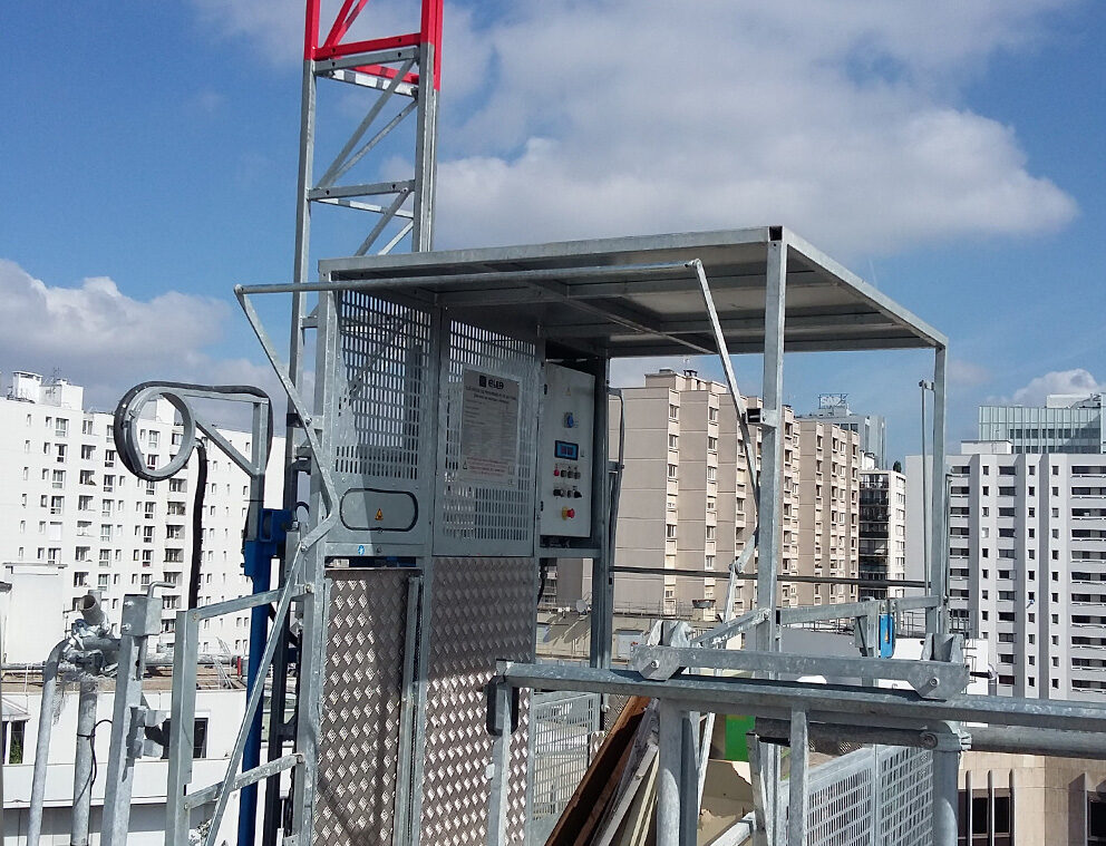 Monte-matériaux avec personnel accompagnant pour plaques de plâtre  - PT 1000_6