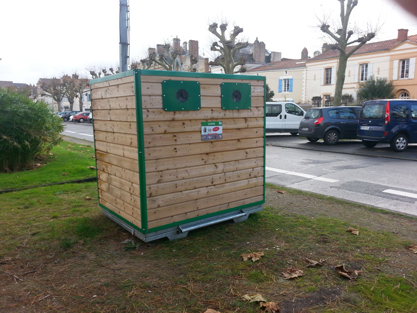 Colonne aérienne d'apport volontaire polytri bois_6