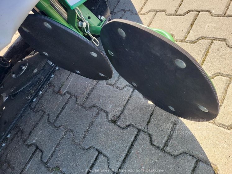 Faucheuse frontale Pronar PDF 301 - utilisable sur terrains difficiles et impraticables, largeur de coupe 3m_6