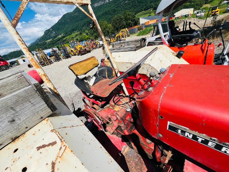 MAC CORMICK Tracteur agricole Rouge 634_6