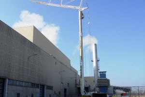 Grue Liebherr MK88 à 4 essieux pour levage en construction