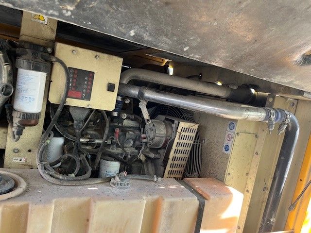 Compresseur de chantier Doosan - parfait état - secteur Lyon_6