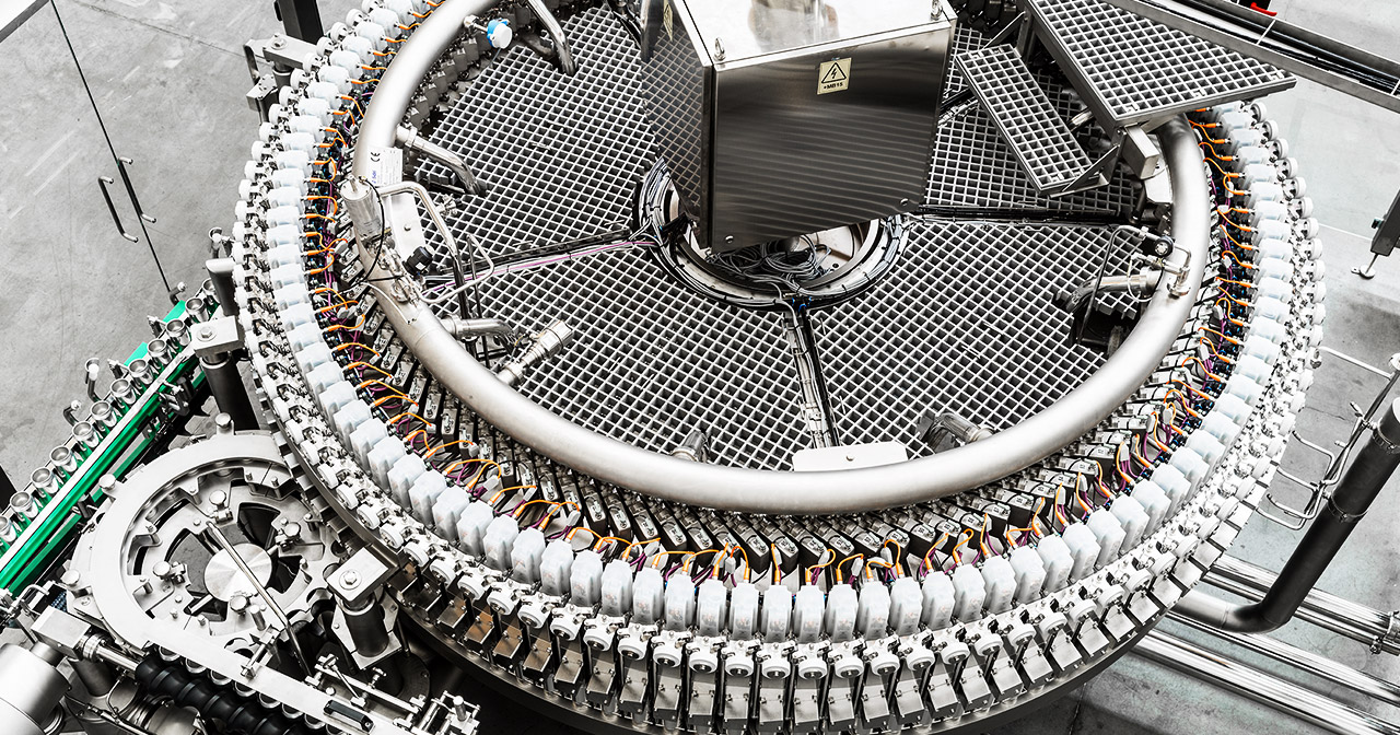 Remplisseuse de canettes EvoFILL Can - 54 à 182 vannes de remplissage - hygiène optimale et durabilité_6