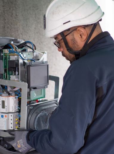 Installation borne de recharge Alfen Pro Double 7,4 kW - 22 kW pour voiture électrique_6