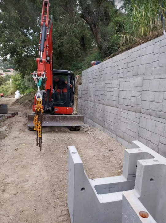 Bloc modulaire droit ou incliné à à 15° ou 22°, sans fondation béton - BETOTITAN XL - Pomel Beton_6