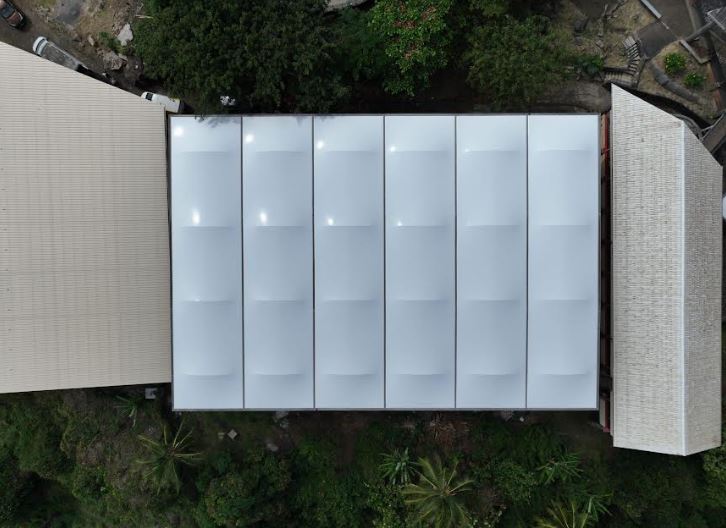 Couverture de plateau sportif 30 m x 43 m - structure galvanisée et toile Serge Ferrari - Normandie Structures_6