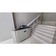 Plateforme élévatrice monte-escaliers droits pour accès PMR - Garaventa Lift X3_6