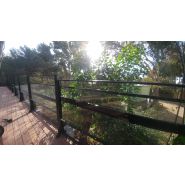 Écran télescopique pour protéger les clients en extérieur