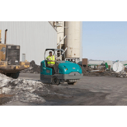 S30 Balayeuse TENNANT autoportée de taille moyenne_6