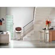 Fauteuil monte-escalier design SOLUS - Monte-charge d'escalier électrique intérieur/extérieur - Style contemporain primé, clé de privatisation, pour escaliers droits et tournants Fauteuil monte-escalier design SOLUS - Monte-charge d'escalier électrique intérieur/extérieur - Style contemporain primé, clé de privatisation, pour escaliers droits et tournants