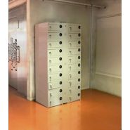 Borne de recharge murale avec structure en acier peint epoxy