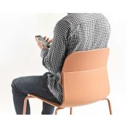 Chaise empilable klik, originale et élégante_6