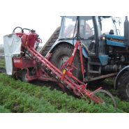 Équipement agricole pour récolte de carottes avec options étendues