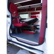 Extérieur de l'ambulance Opel Vivaro L1H1