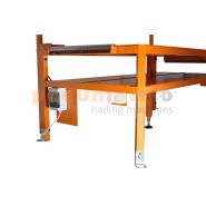 Table de réparation équipée de pieds pour réduction du bruit