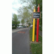Totem ecole 2 crayons et ardoise_6