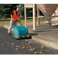 S9 Large balayeuse autotractée TENNANT alimentée par batteries_6