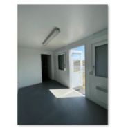 Bureau modulaire Batimodule® 30 pieds - Dimensions 9,12m x 2,43m x 2,59m - Isolation, électricité et équipements inclus_6