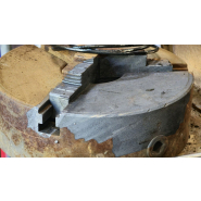 Équipement laser de décapage avec fibre optique longue portée