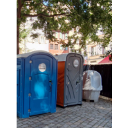 WC chimique autonome avec accessoires, idéal pour PMR - Réservoir 132L_6