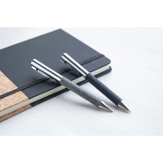 Stylo bille twist en métal - Corps en polyester RPET - Étui assorti - Encre bleue_6