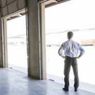 Portail sectionnel vertical GVL - approprié pour entrepôts logistiques avec hauteurs structurelles très élevées_6