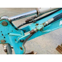 KOBELCO Mini pelle électrique SK007