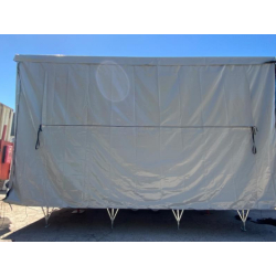Podium passe partout 48 m² avec kit de bâche - EMS Stage 48