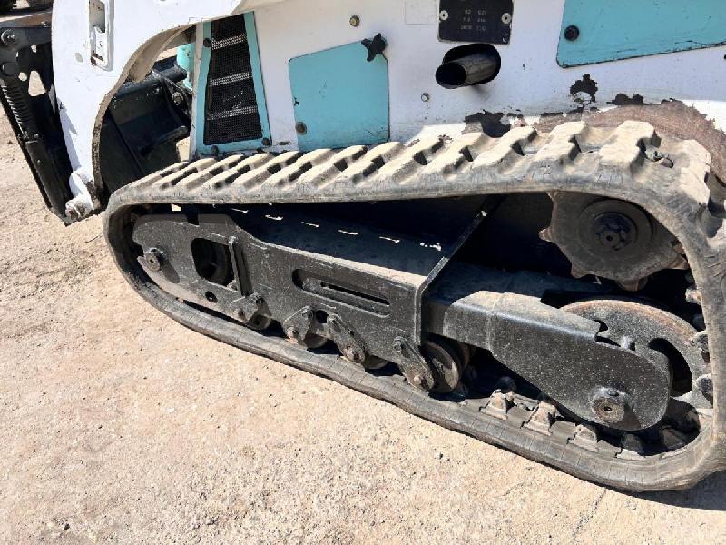 BOBCAT mt55 mini chargeuse skid a chenille_7