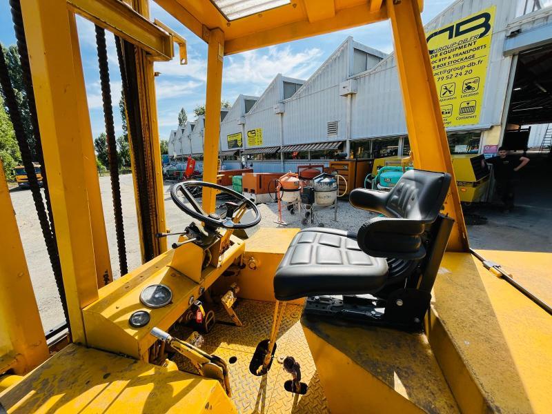 PORTHOS Chariot élévateur D20_7