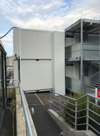 Monte plat pour les petites charges jusqu'à 100 kg idéal pour les restaurants, les hôtels ou les pharmacies_7