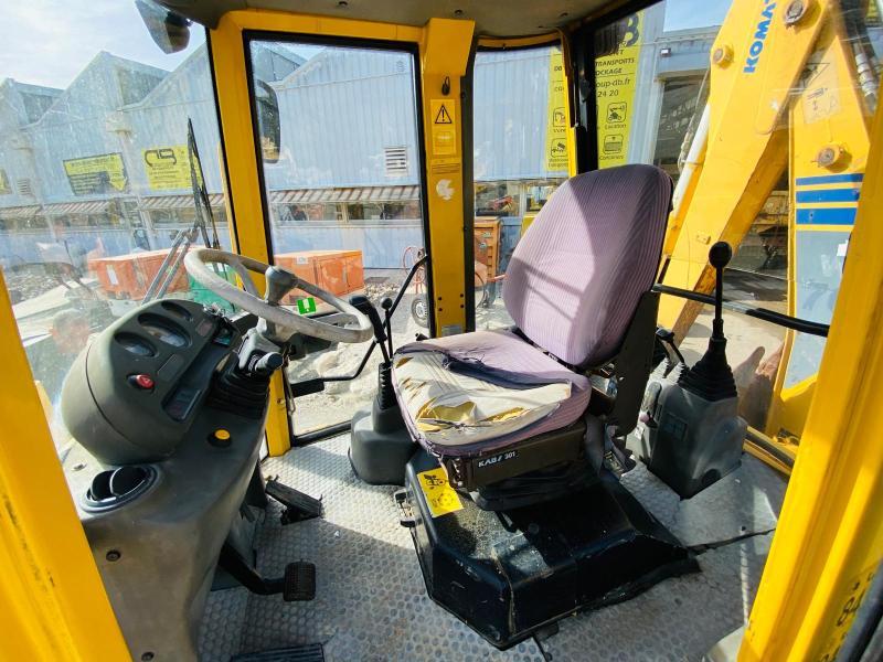 KOMATSU tractopelle wb70 (net de tva)_7