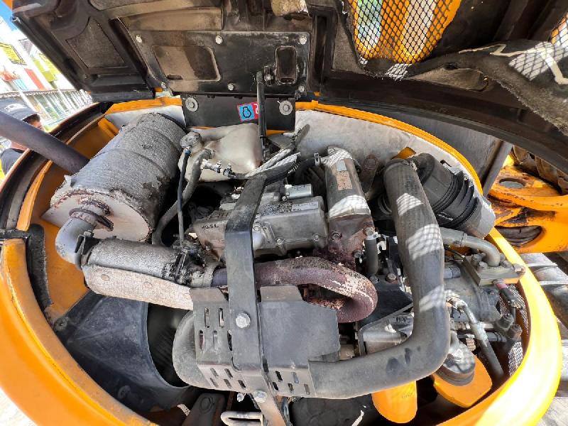 JCB 8065rts mini-pelle 6,5t_7