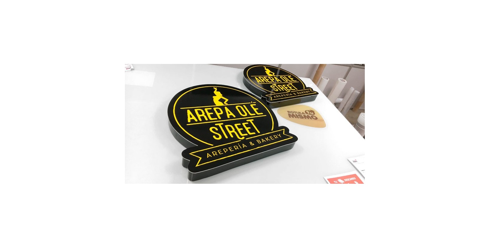 Caisson lumineux LED avec formes personnalisables - base aluminium, éclairage LED_7