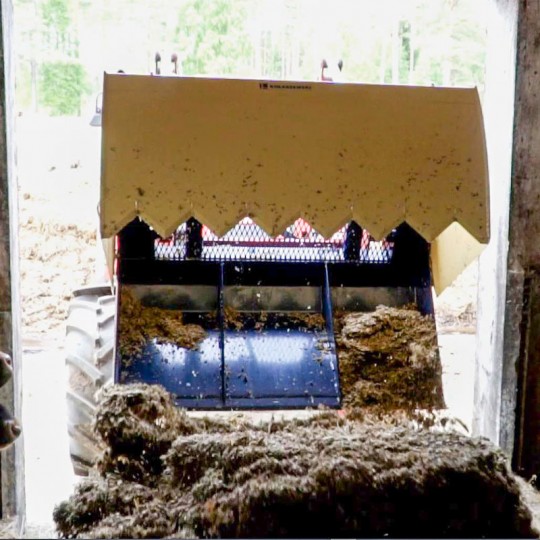 Godet désileur avec fond plein - fond en hardox - fabrication européenne - compatible chargeuses, tracteurs, télescopiques et tractopelles_7